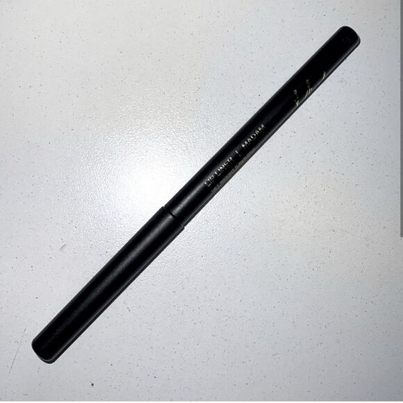 *Mischa Beauty* LipLiner Set - Madame / Ijama - Picture 5 of 6